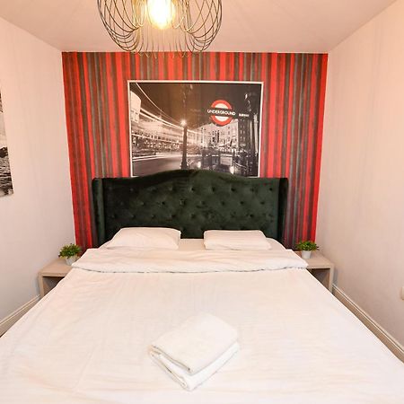 Unirii Square Old Town Apartments Букурещ Екстериор снимка