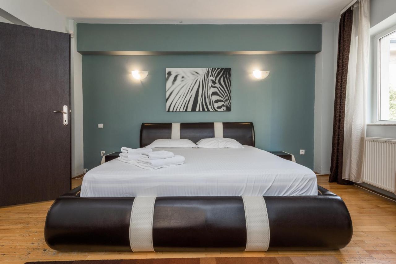 Unirii Square Old Town Apartments Букурещ Екстериор снимка