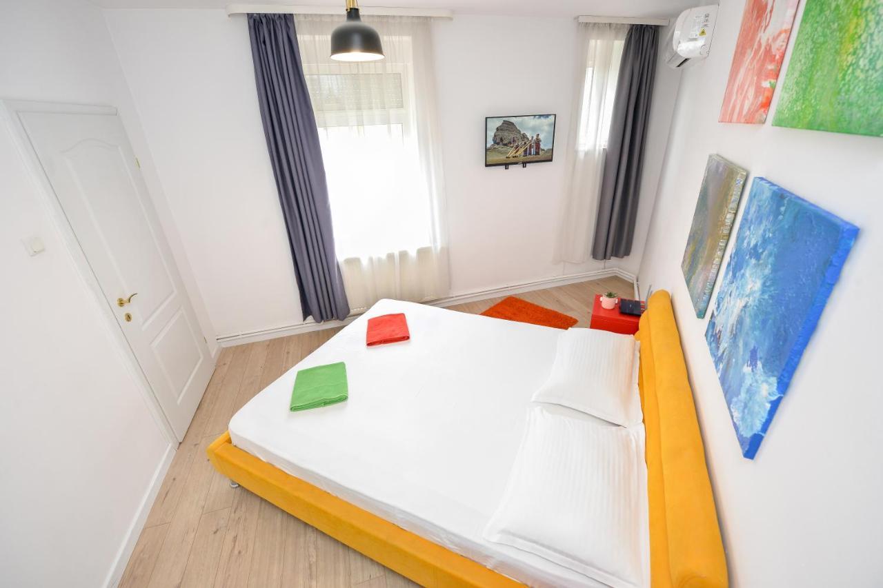 Unirii Square Old Town Apartments Букурещ Екстериор снимка