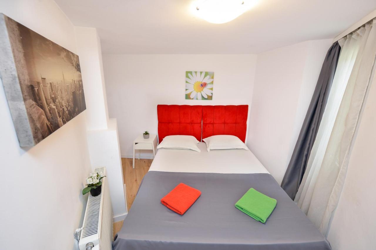 Unirii Square Old Town Apartments Букурещ Екстериор снимка