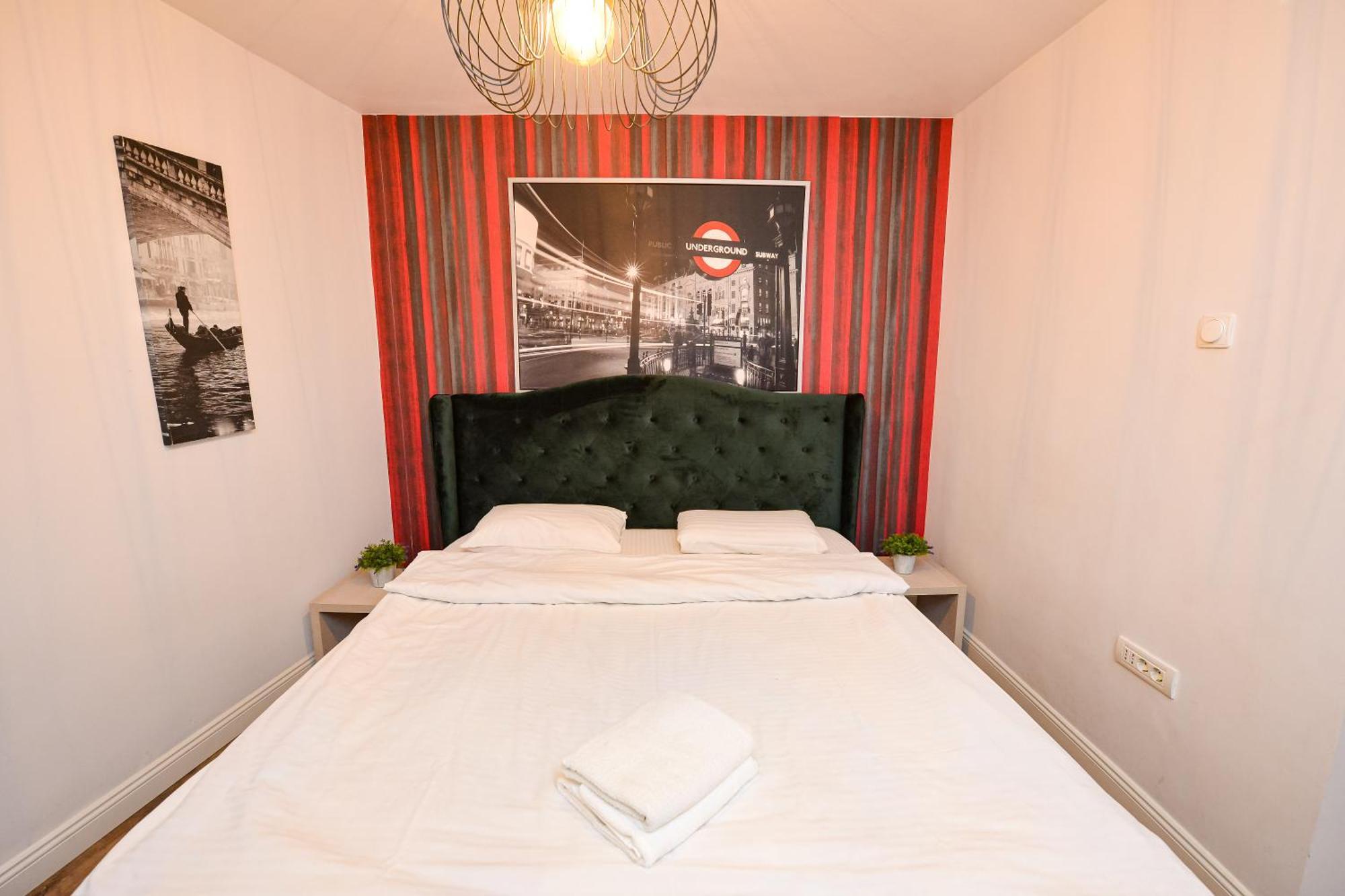 Unirii Square Old Town Apartments Букурещ Екстериор снимка